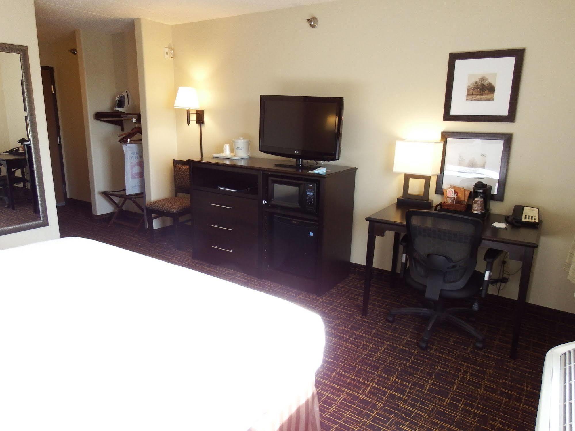 Americinn By Wyndham Peoria Kültér fotó